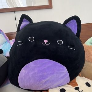 Autumn Black Cat 16” Squishmallow